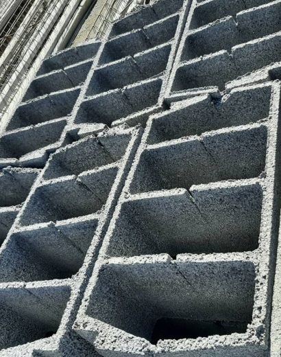 0f9e6563-c4b2-42a4-86f7-96345f9dde51